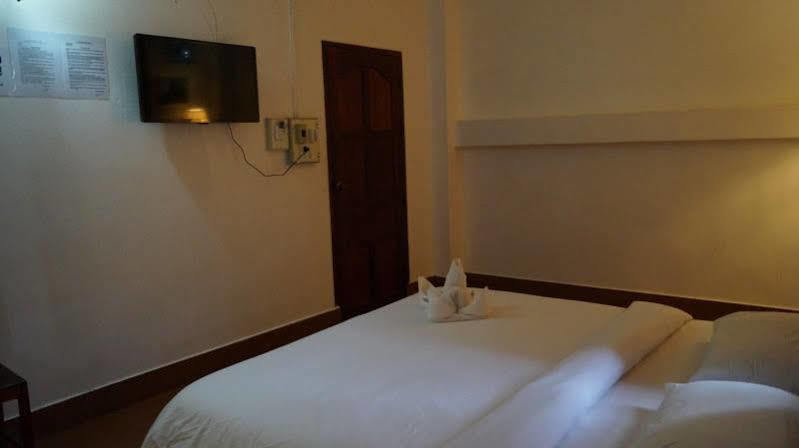 Malany Villa 1 Vang Vieng Luaran gambar
